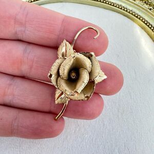 Vintage Jewelry Gold Tone Rose Brooch Flower Pin